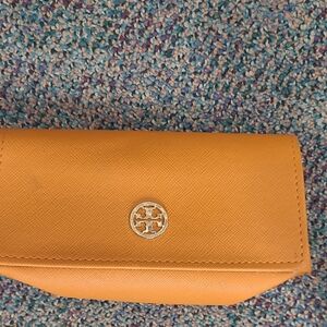 Like New Stylish Tory Burch Orange Sunglasses/ Eye Glasses Magnetic Case